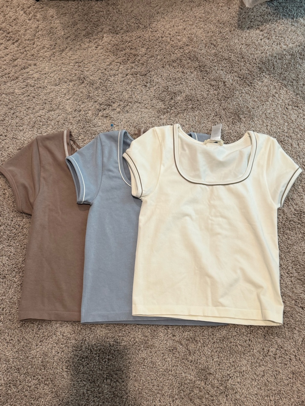 NWT Set of 3 Basic Short Sleeve Cropped Tops - Taupe,Cream, Dusty Blue